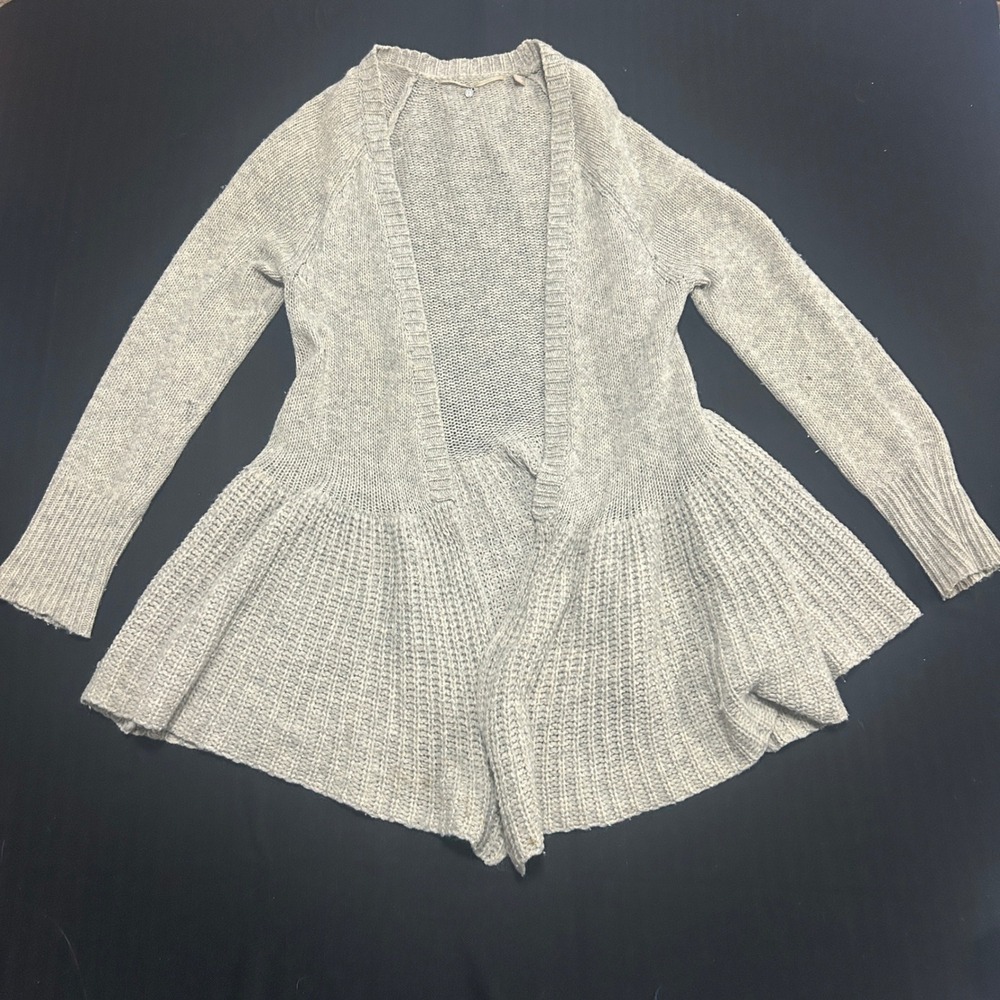 Knitted & Knotted Gray Wool Blend Peplum Cardigan Sweater Medium Open Front